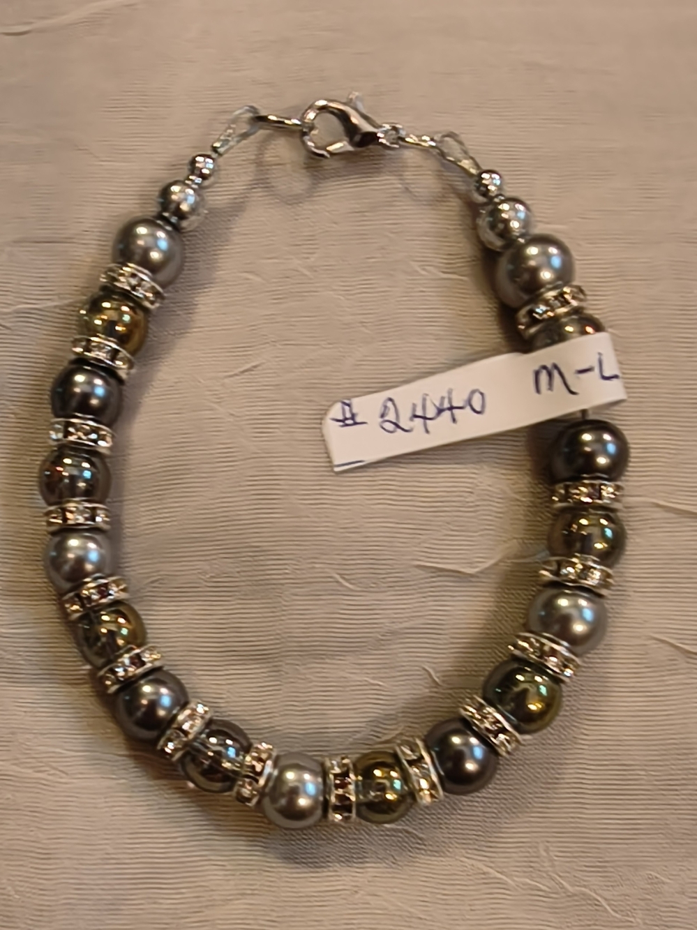 Elegant Gray Pearl Beaded Bracelet with Silver Accents